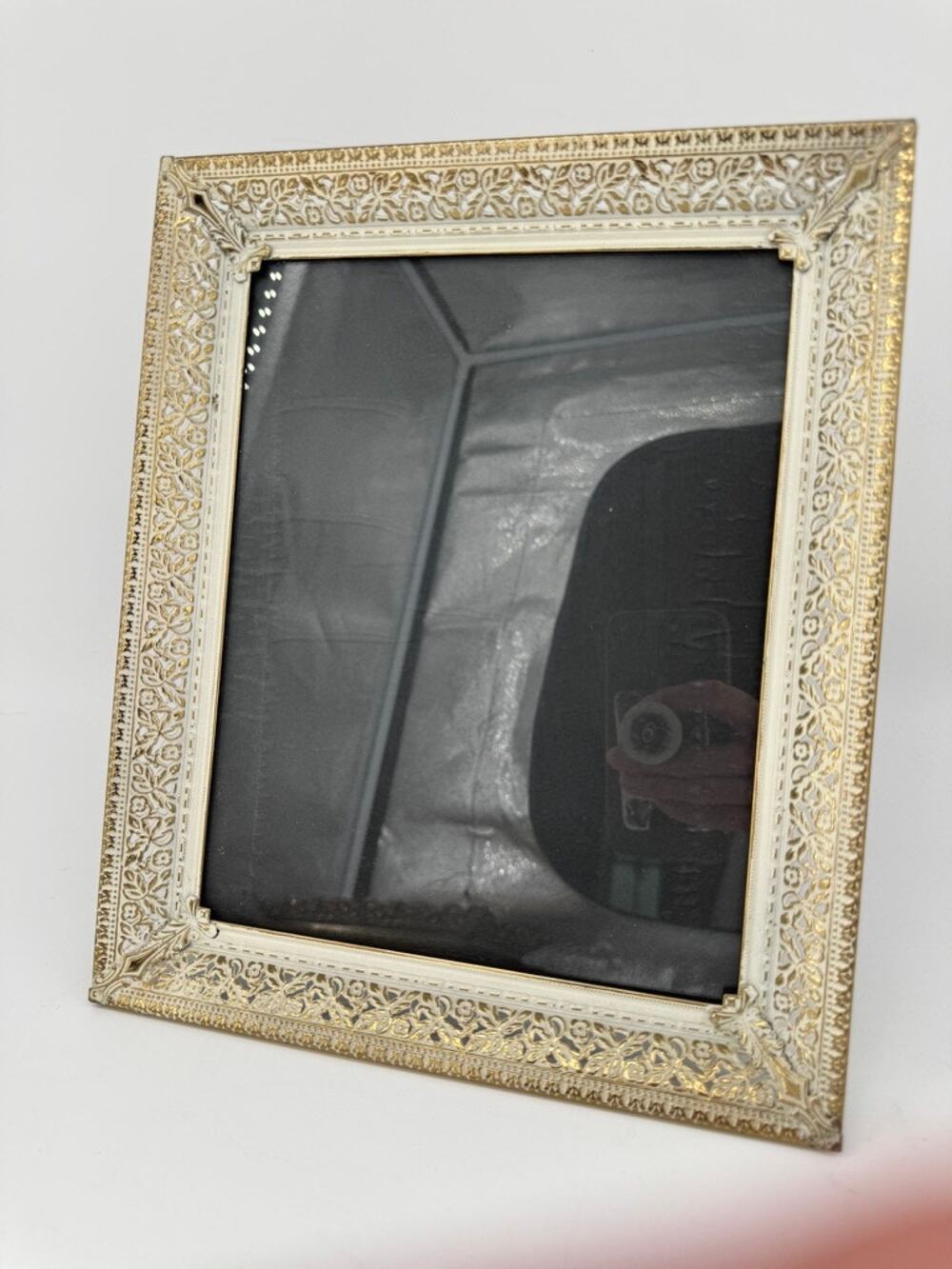Vintage 8x10 Gold White Filigree Metal Picture Frame Floral Hollywood Regency